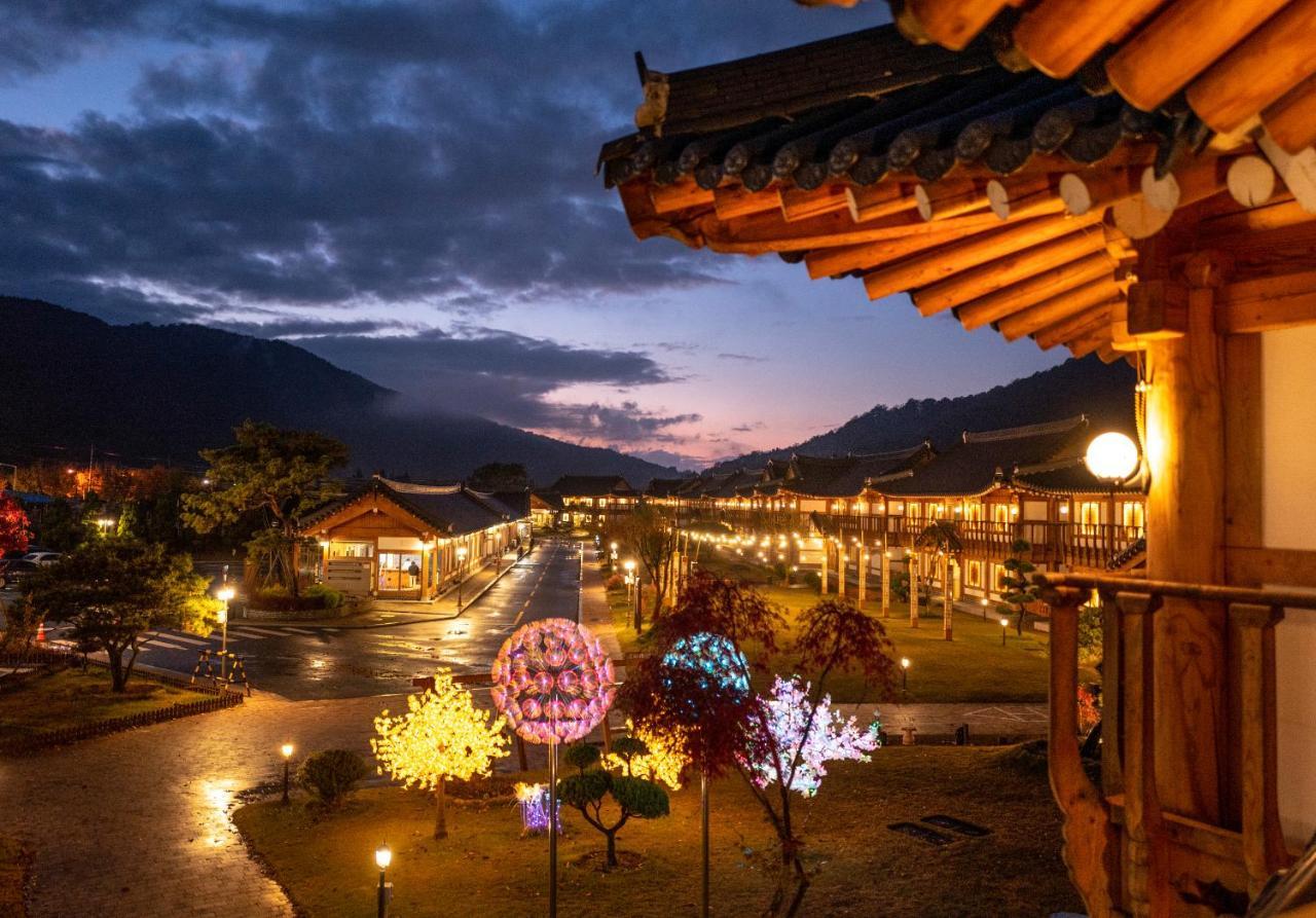 Jeonju Wangyijimil Hanok Hotel Exterior photo