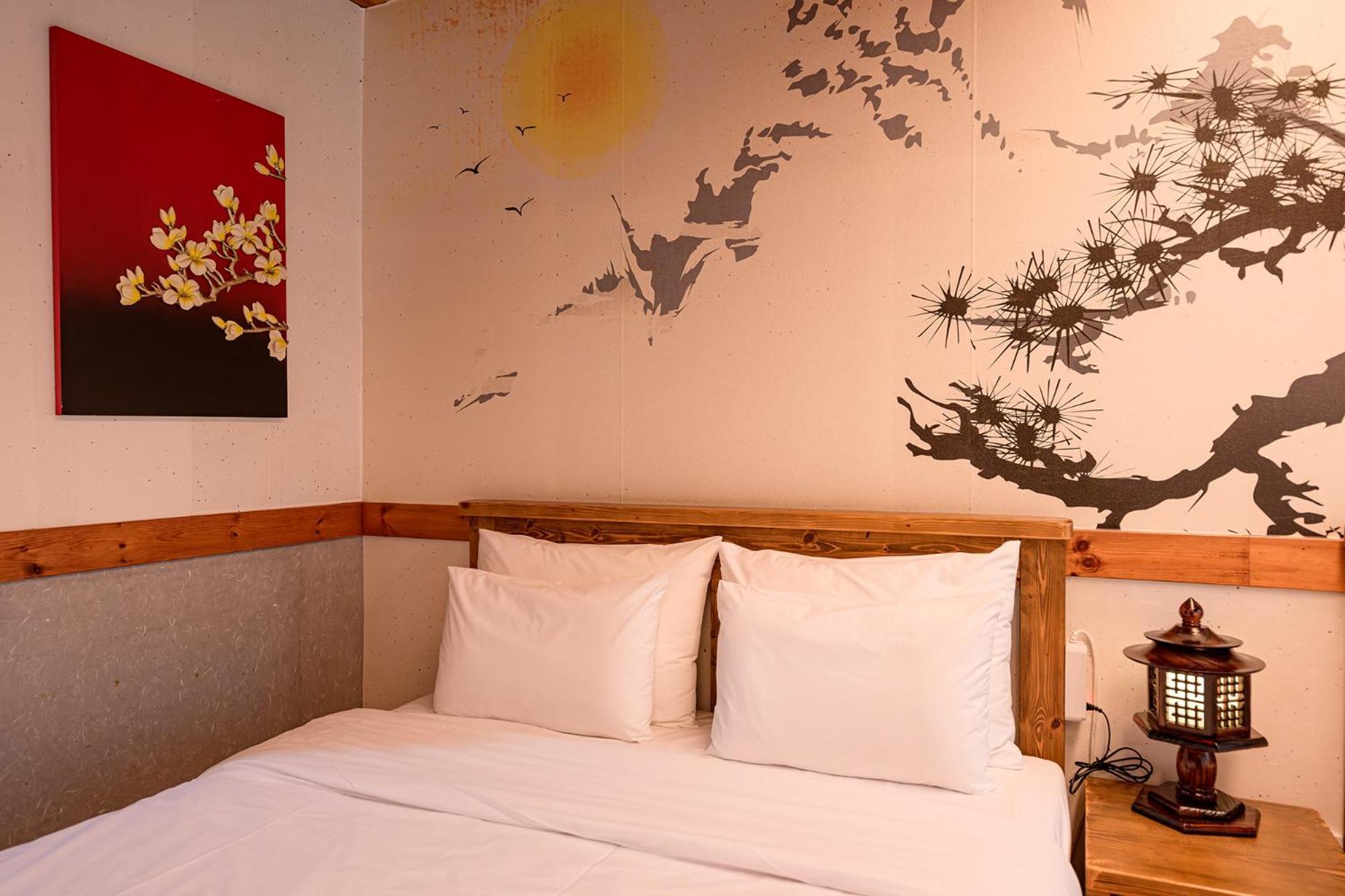 Jeonju Wangyijimil Hanok Hotel Exterior photo